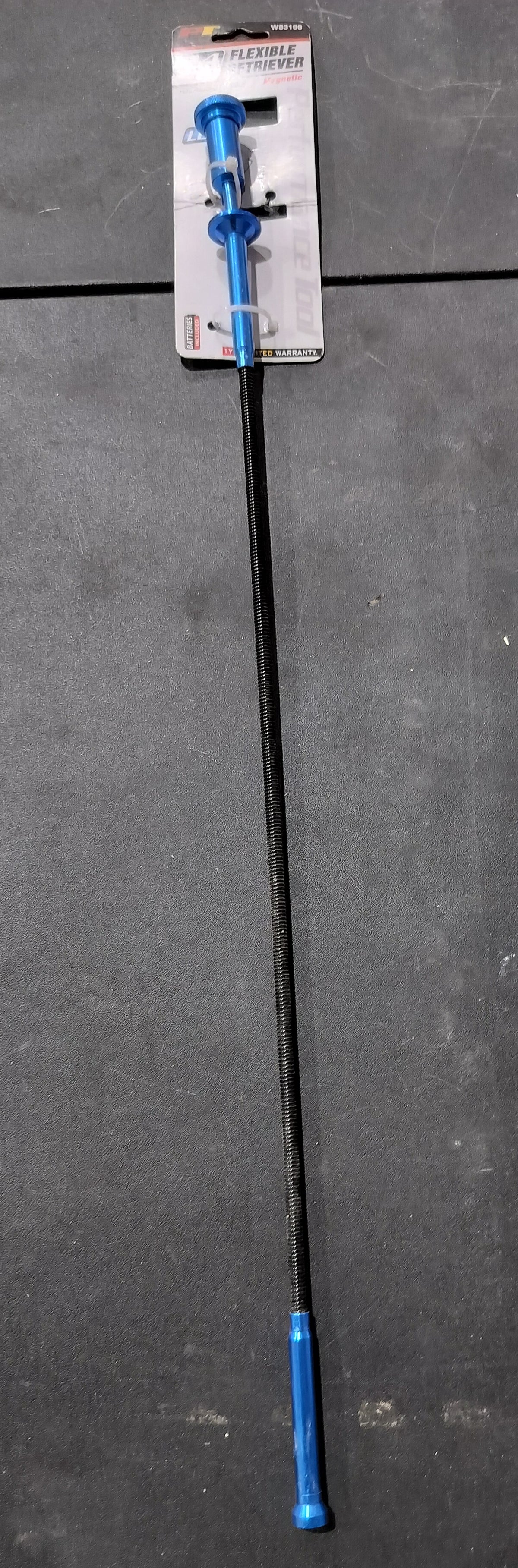 24" flex magnet