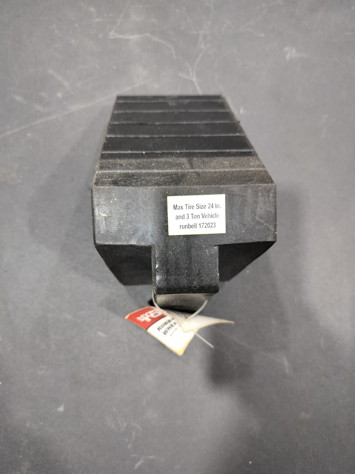 Rubber wheel chock