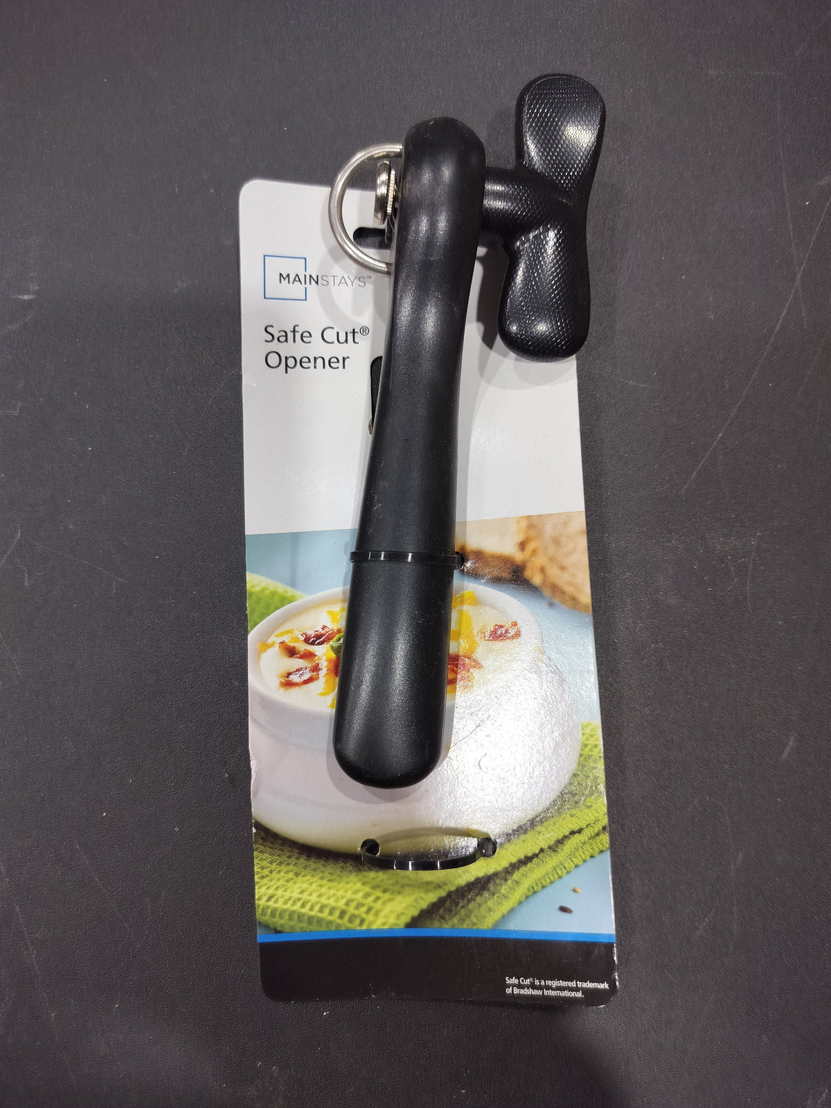 Safe cut can opener