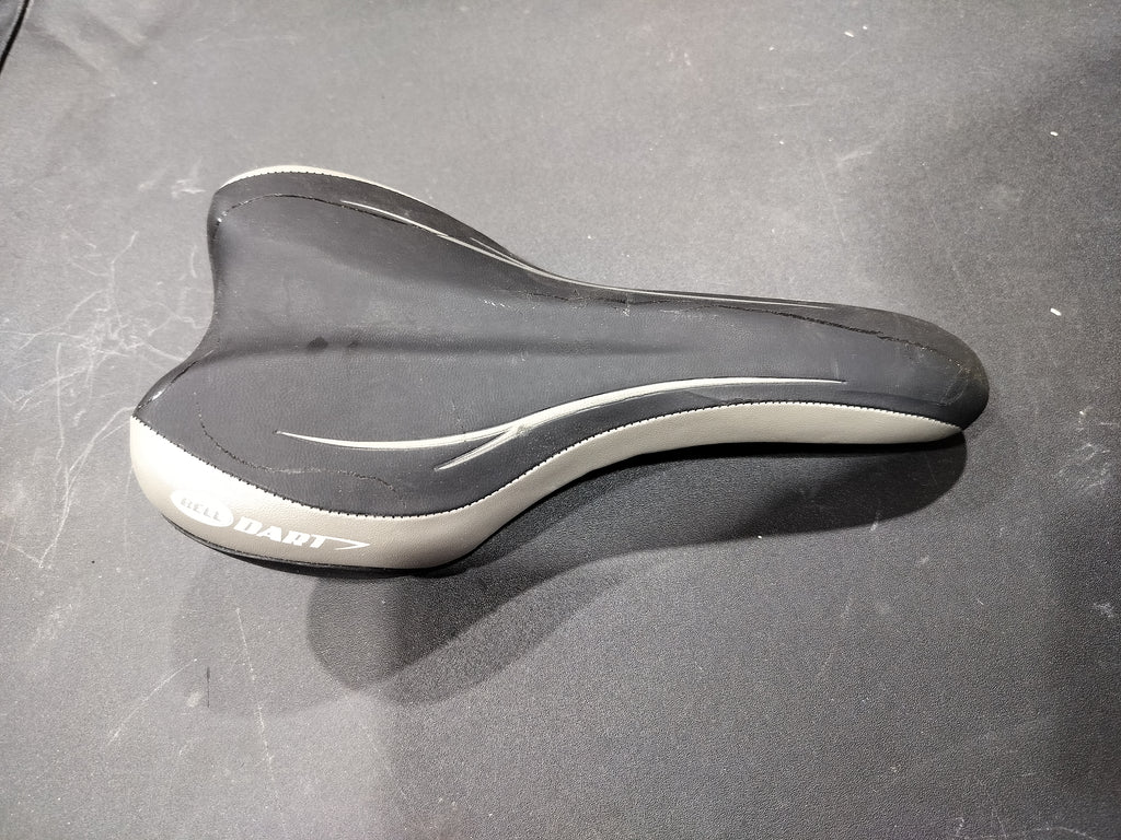 Dart bicycle seat