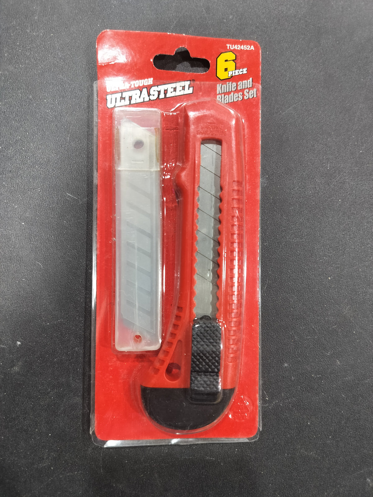Utility knife set