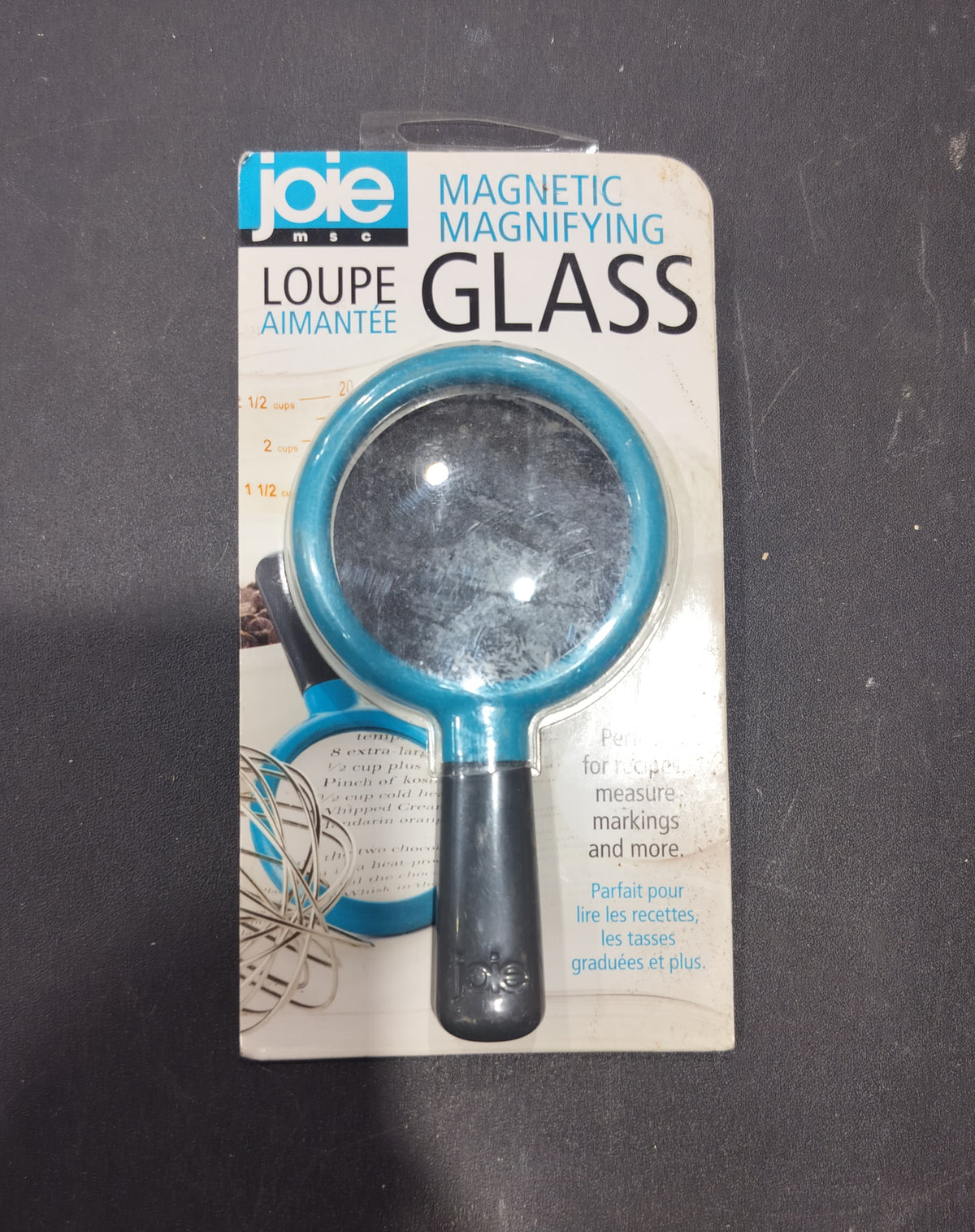 Glass magnifying
